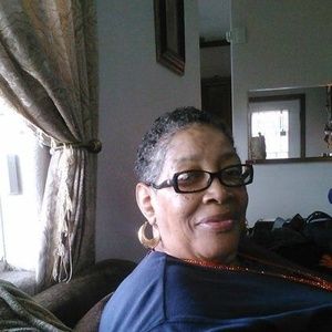 Meet your Posher, Deloris